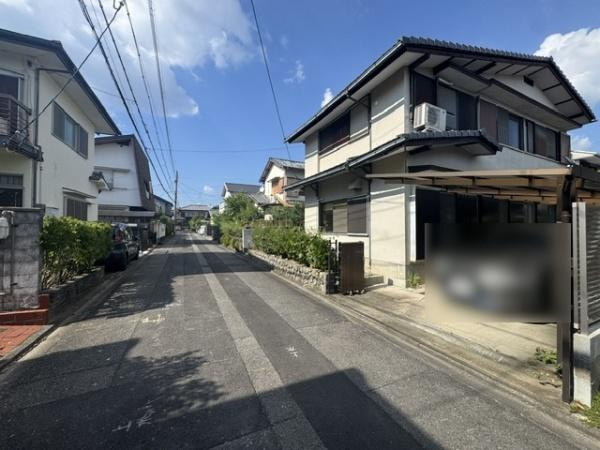 【前面道路含む現地写真】