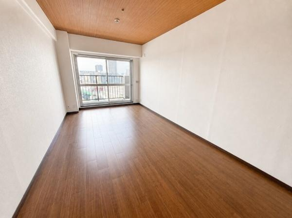 エルベロワイヤル16　中古 マンションの洋室