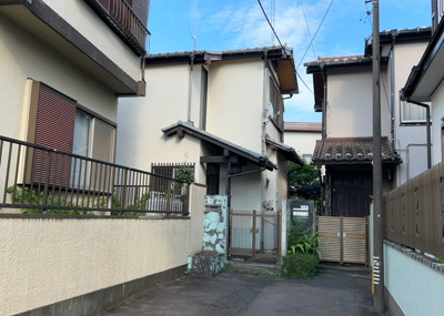 【外観】 | 上溝売地 | 土地の形が極端に長細かったり、狭小地、あるいは道路との高低差がある傾斜地だった場合、後々売ろうとしても買い手がつかない場合もあります。後々、売却することになった時に価値の下がらない土地を選びましょう。
