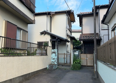 【外観】 | 上溝売地 | 土地購入を検討されている場合、境界杭がない状態で購入してしまうと境界確定測量をする必要があり、費用がかかります。購入の前に、売主、隣土地所有者立ち合いのもと境界を確定し境界杭を設置するのがベストです。
