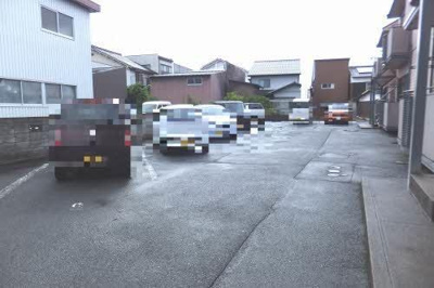 【駐車場】 | モンシャトーコトブキB棟