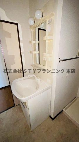 仲介手数料0円！ビューラー牧の里の洗面所