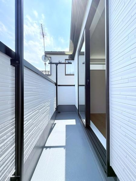 横浜市戸塚区汲沢町の新築一戸建のバルコニー