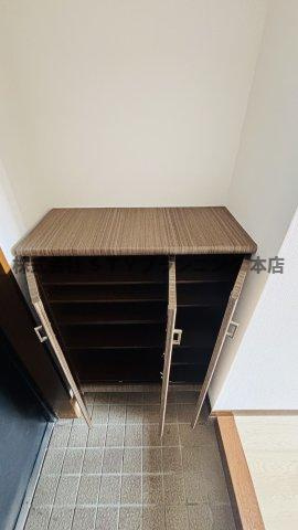 仲介手数料0円！ライフ牧の里の収納