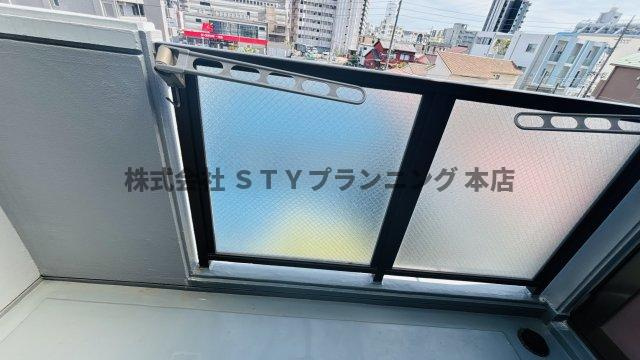 仲介手数料0円！カーサ高社のバルコニー