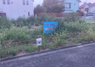 【外観】 | 上壱分方町売地 | 土地の形が極端に長細かったり、狭小地、あるいは道路との高低差がある傾斜地だった場合、後々売ろうとしても買い手がつかない場合もあります。後々、売却することになった時に価値の下がらない土地を選びましょう。