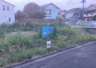 【外観】 | 上壱分方町売地 | 土地の前の道路に消火栓が設置されていることがあります。この場合、道路交通法第45条第1項により、駐車禁止の場所が指定されています。そのため、車庫などの駐車スペースをつくることができない場合があります。