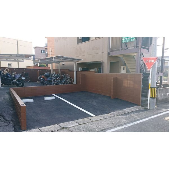 【駐車場】 | イル　ボーン　キャステロ