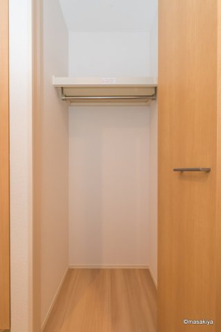 イーストレジデンスの玄関