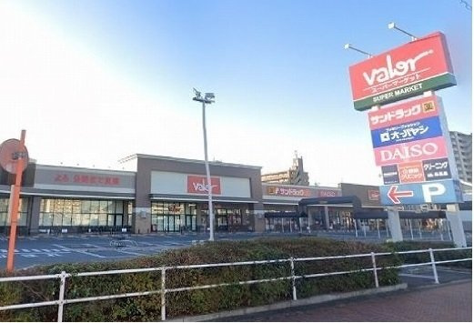 【周辺】 | コニファー | バロー日の出店まで850m