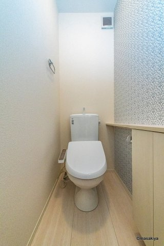 ルーモスのトイレ|室内写真は101号室のものです。
