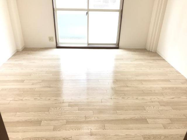 ユースハイム清水の内装|洋室