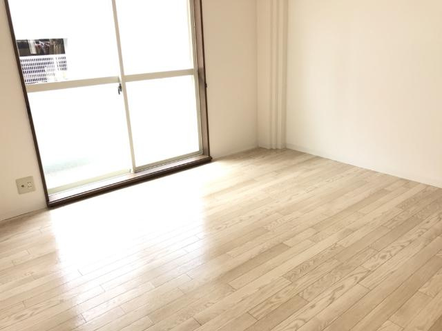 ユースハイム清水の内装|洋室