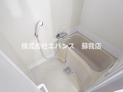 【浴室】 | サンハイツ千葉 | 落ち着いた空間のお風呂です