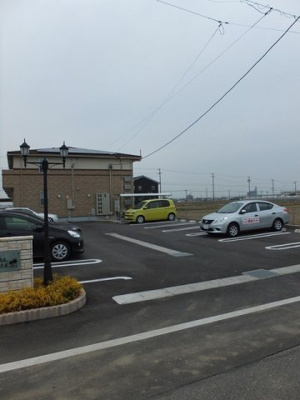 【駐車場】 | エンポリウム寿々木