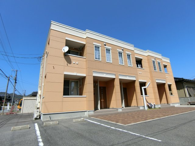 サンポートの外観