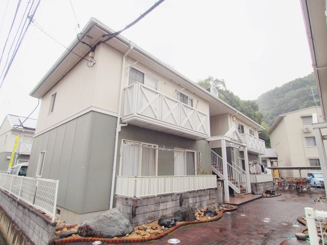 フレグランス三戸　D棟の外観