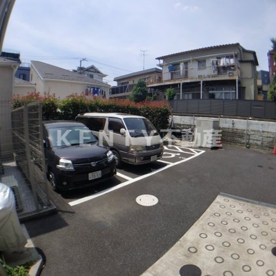 【駐車場】 | アクサス西馬込アジールコート | 駐車場があるので、車を買う予定の方も安心です