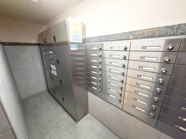 サンクレイドル竜南ウィンフォート　静岡市葵区竜南１丁目のその他共用部分|郵便受け・宅配ボックスを備えた便利な共用設備。留守中でも荷物が受け取れ、暮らしにゆとりが生まれます。