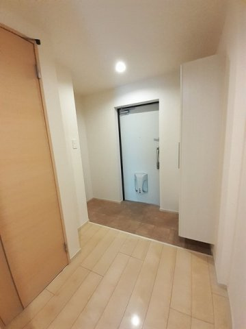 ケイマイティの玄関