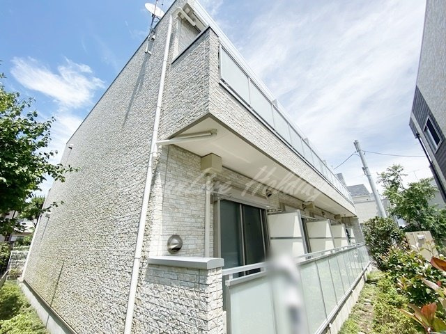 茅ヶ崎市中海岸４丁目のアパートの外観|2階建てアパート
