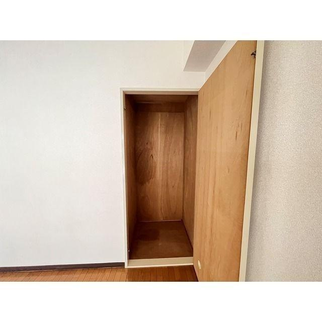 エスポアール摂津の収納|ちょっとした収納スペースも充実しています