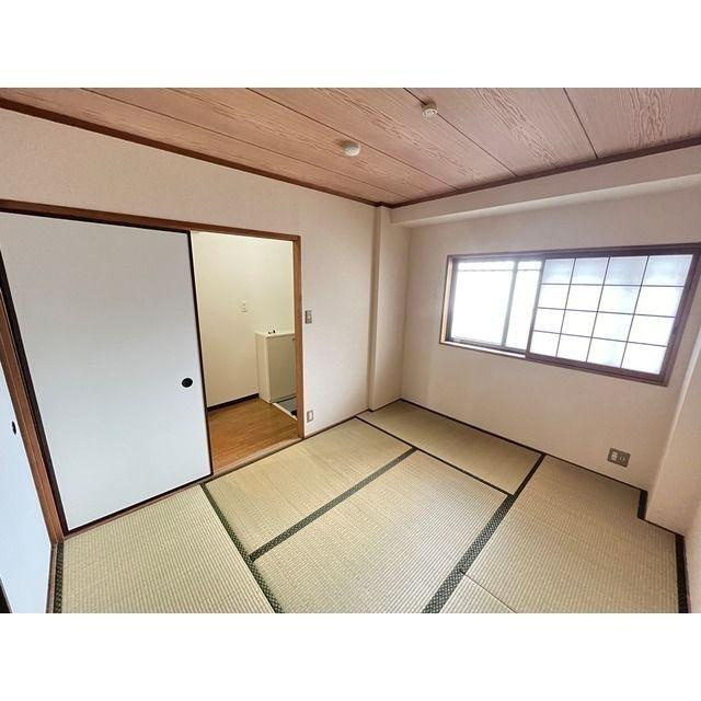 エスポアール摂津の和室|ゆったりとくつろげる和室です