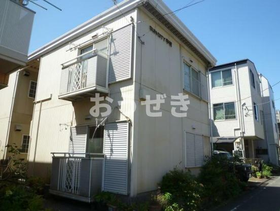 サンシティ中村のエントランス