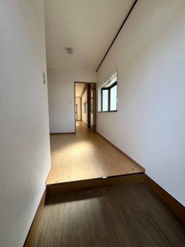 サンビレッジ高丸の玄関