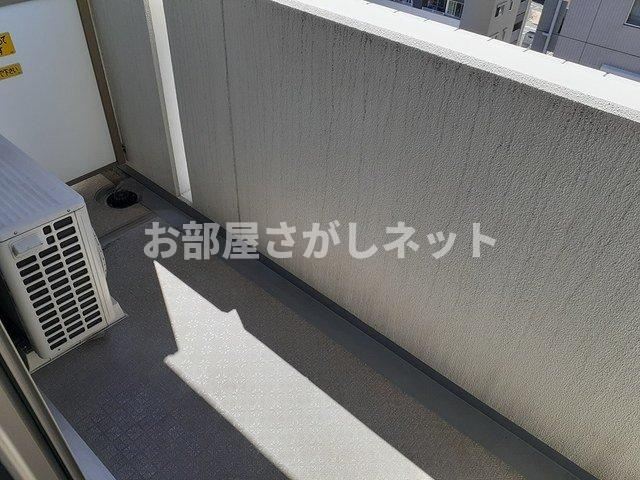 スカイブルーレジデンス横浜【おとり物件なし】#学生・社会人にオススメ！初期費用分割払いOK！のバルコニー