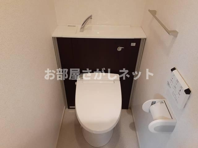 スカイブルーレジデンス横浜【おとり物件なし】#学生・社会人にオススメ！初期費用分割払いOK！のトイレ