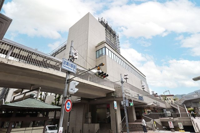シティライフ逆瀬川１の外観