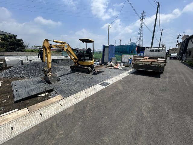 新築　前橋市富士見町原之郷　2号棟の駐車場|駐車スペースは建物南側に並列2台分可能です！