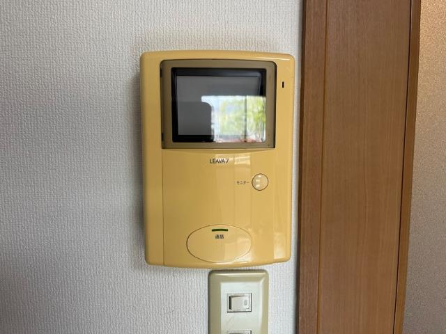 メイプル・パラーシオの内装|カメラ付インターホン