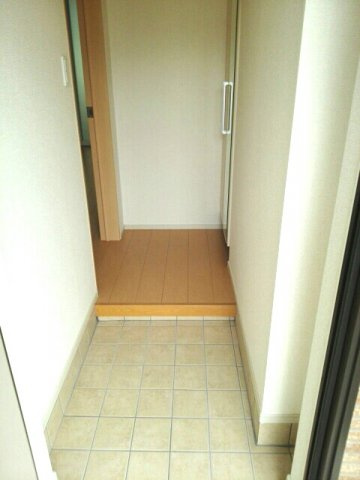 Ｃｏｕｒｉｒ　クリールの玄関