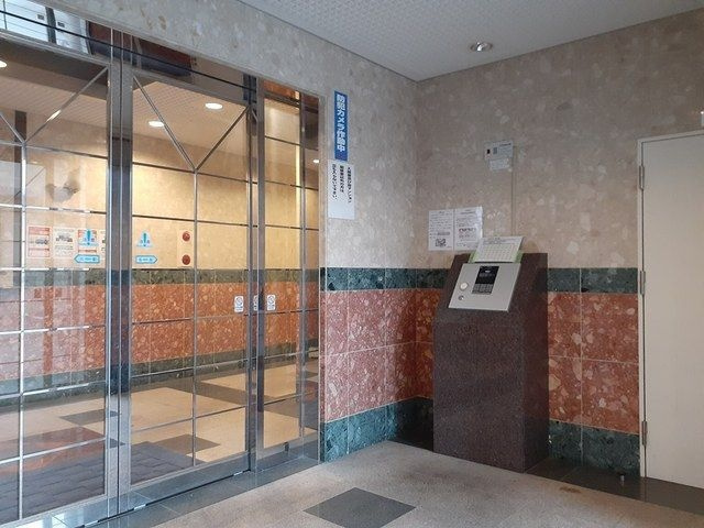 シャンテ吉塚のエントランス
