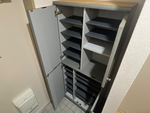 グリーンヒルズ図書館通りの収納|下駄箱