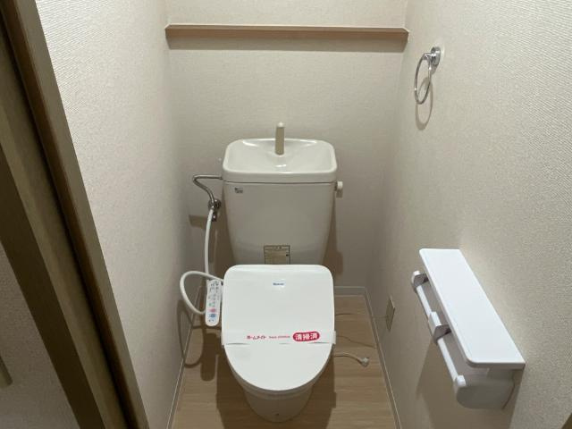 グリーンヒルズ図書館通りのトイレ|シャワー付トイレ