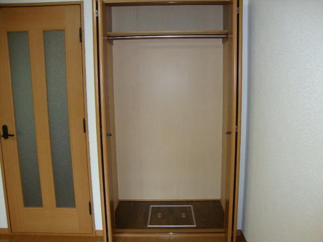 アーバンヒルズの収納|クローゼット