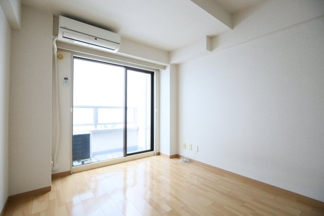 フラッツ大橋の洋室|個人の部屋や寝室として使える洋室です