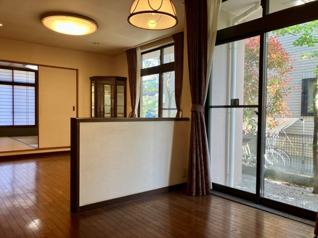井口戸建の内装|おしゃれな内装です