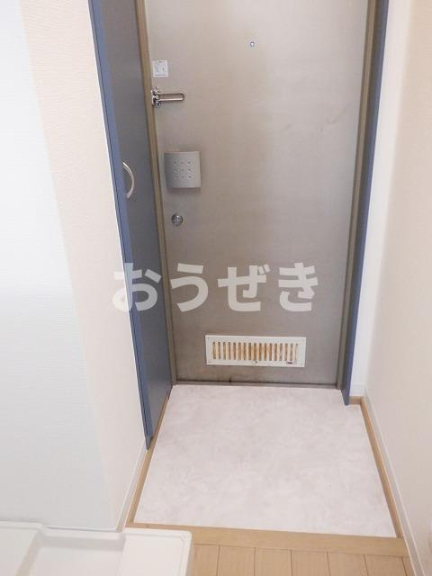 ラ・プラージュ鶴見の玄関