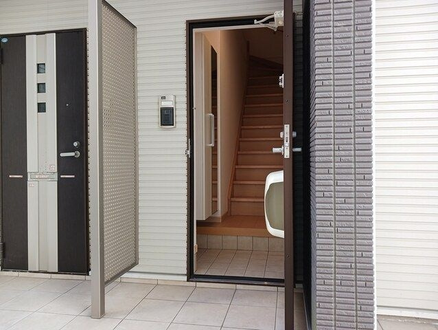 アンジュメゾン　Ⅱの玄関