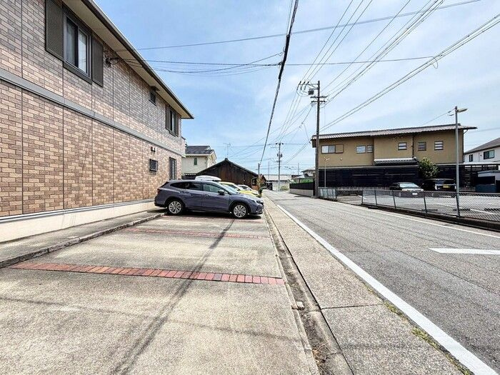 ボヌール里の駐車場