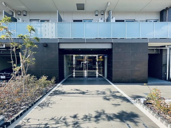 リヴシティ向島参番館のエントランス