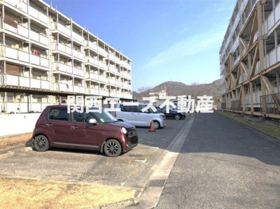 【駐車場】 | ビレッジハウス西夢前第二