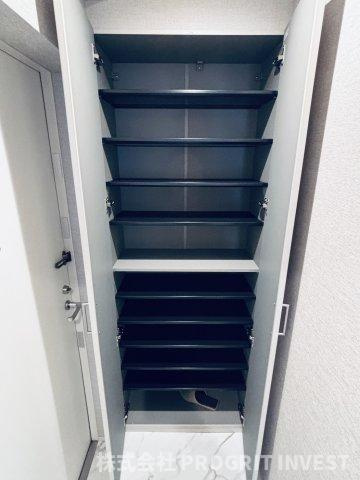 ライオンズプラザ新宿の収納|玄関収納