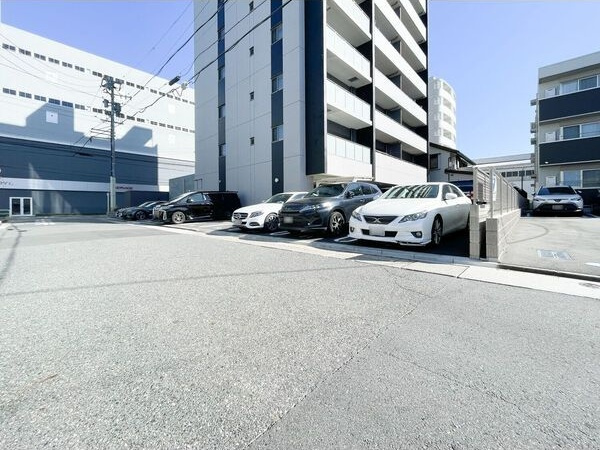 Alivis金山East の駐車場|駐車場があります