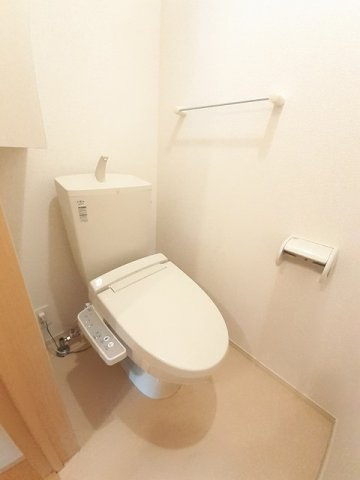 クレール・ココア　Ⅰのトイレ|コンパクトで使いやすいトイレです