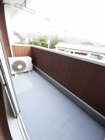 クレール・ココア　Ⅰのバルコニー|外からの目が気にならないバルコニーで洗濯物が干せます